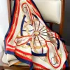 Image de foulard tricolore vintage